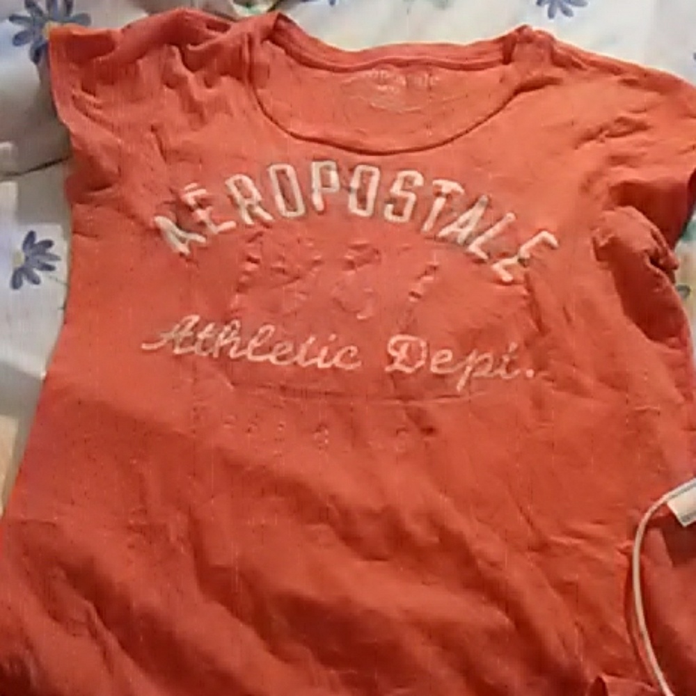 Aeropostale t shirt